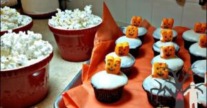 16 Easy Halloween Movie Snacks